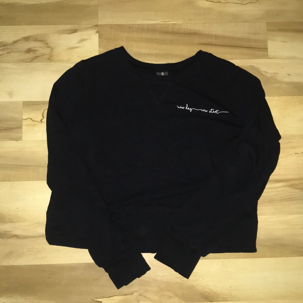 Crop crew neck